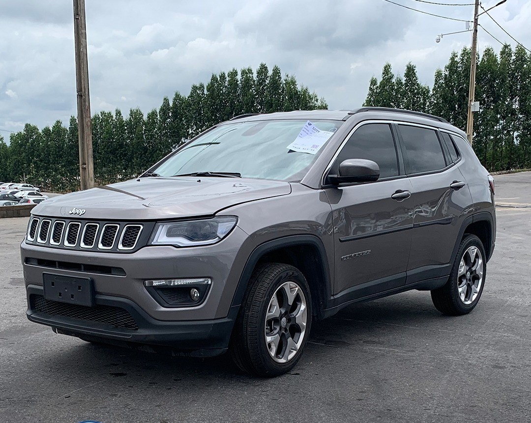 LOTE 24 JEEP COMPASS LONGITUDE F 2019/2019