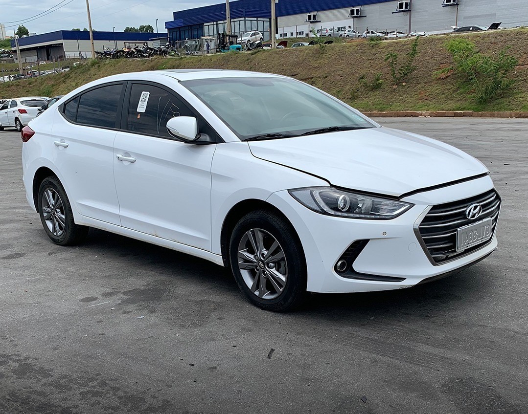 LOTE 27 HYUNDAI ELANTRA 2017/2018