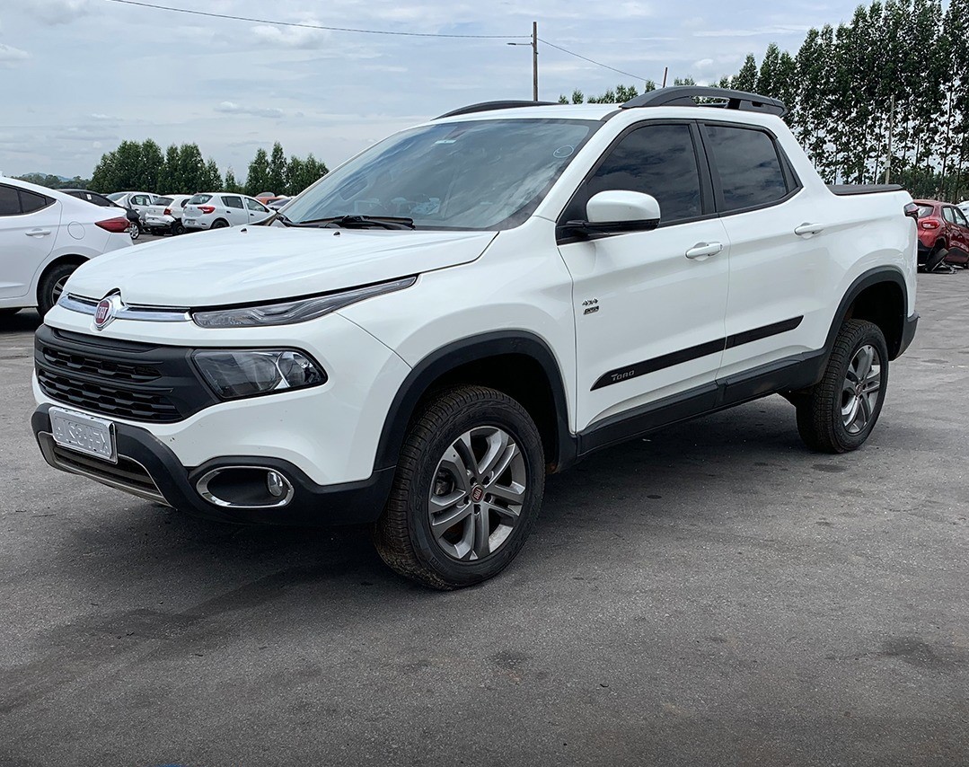 LOTE 28 FIAT TORO FREEDOM T9 D4 2020/2020