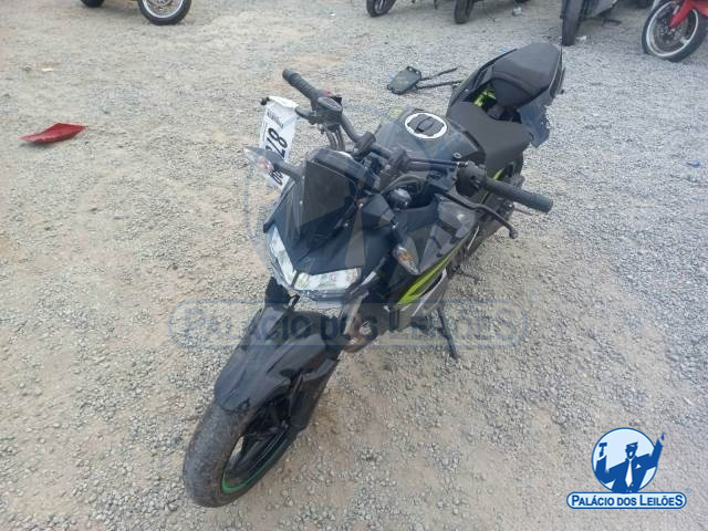LOTE 24 KAWASAKI Z400 2020/2020 